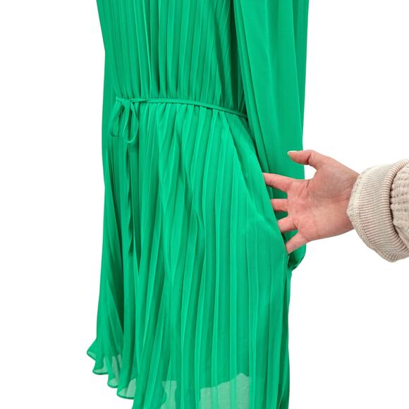 Torrid NWT Kelly Green Chiffon Accordion Pleated Long Sleeve A-line Mini Dress - Picture 7 of 16